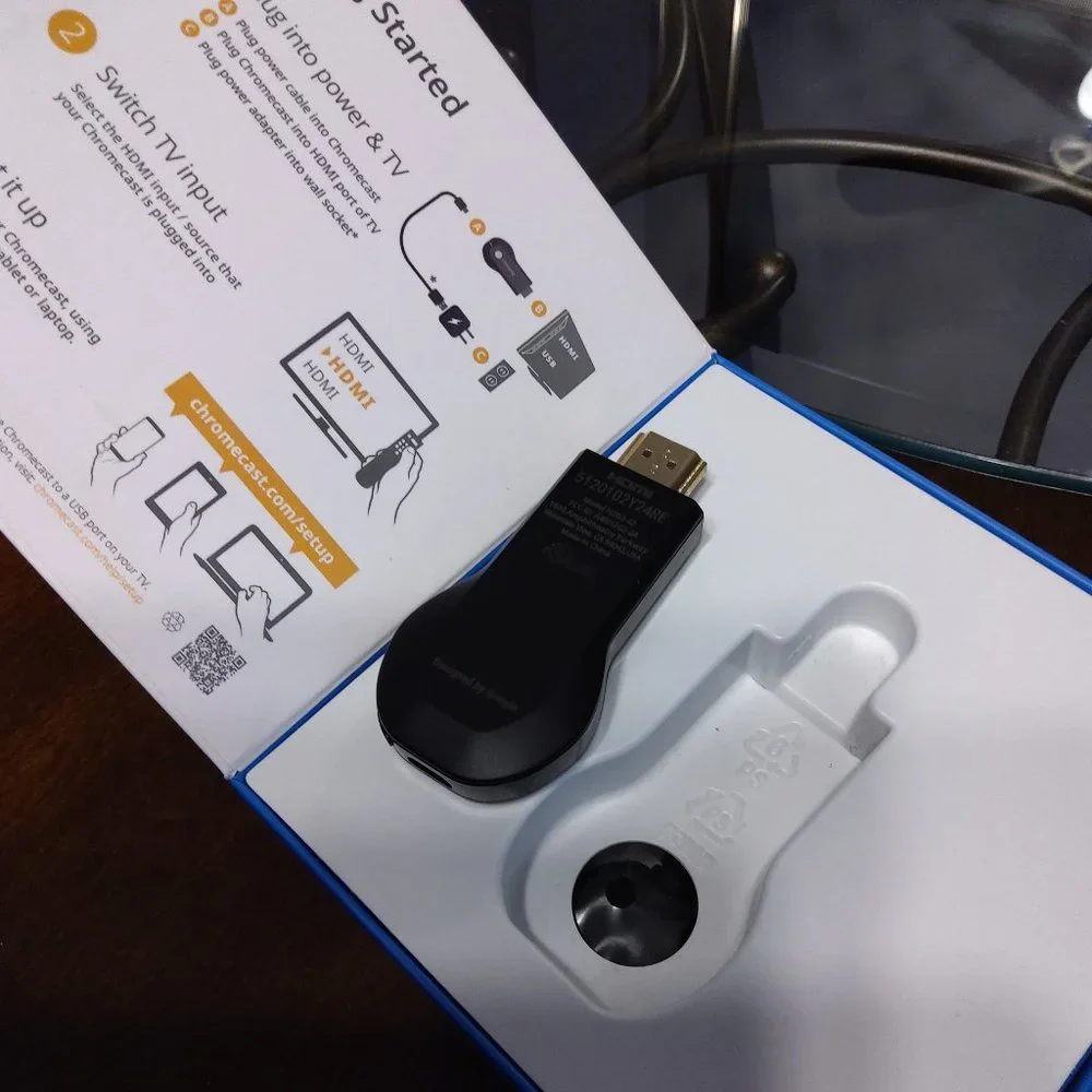 Google Chromecast (1st Generation) Streaming Media Player